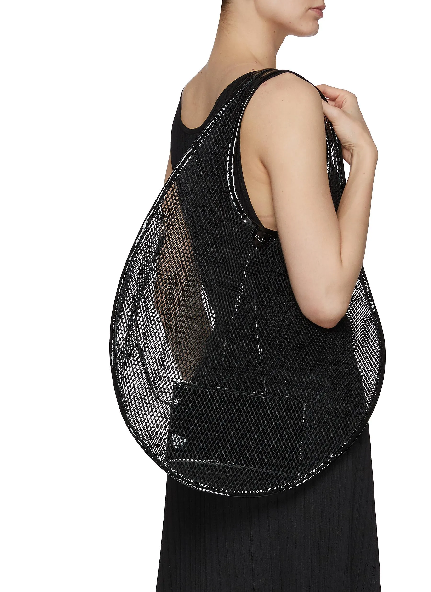 -----------ALAÏA ---- ------------ ----XL One Piece Patent Leather Shoulder Bag --